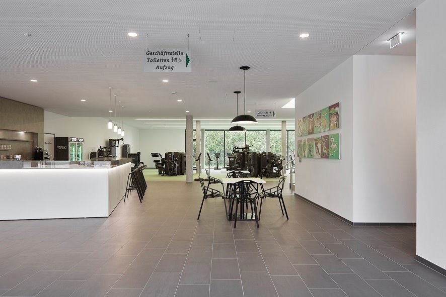 Bistro im Sportpark 18-90