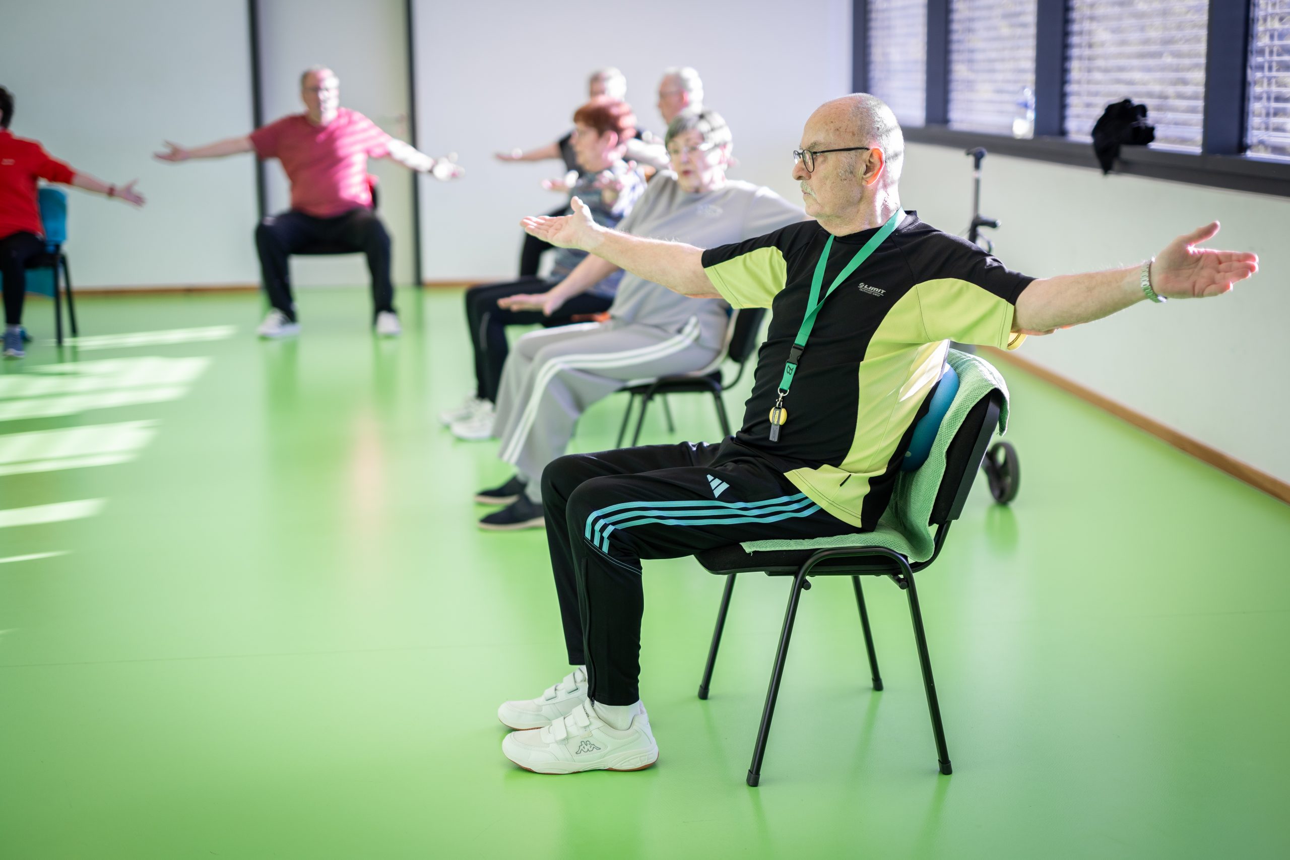 Rehasport Gruppe im Sportpark 18-90